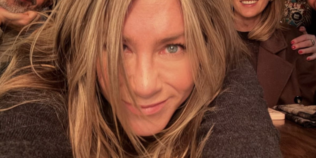 Jennifer Aniston : Elle fricote avec Pedro Pascal