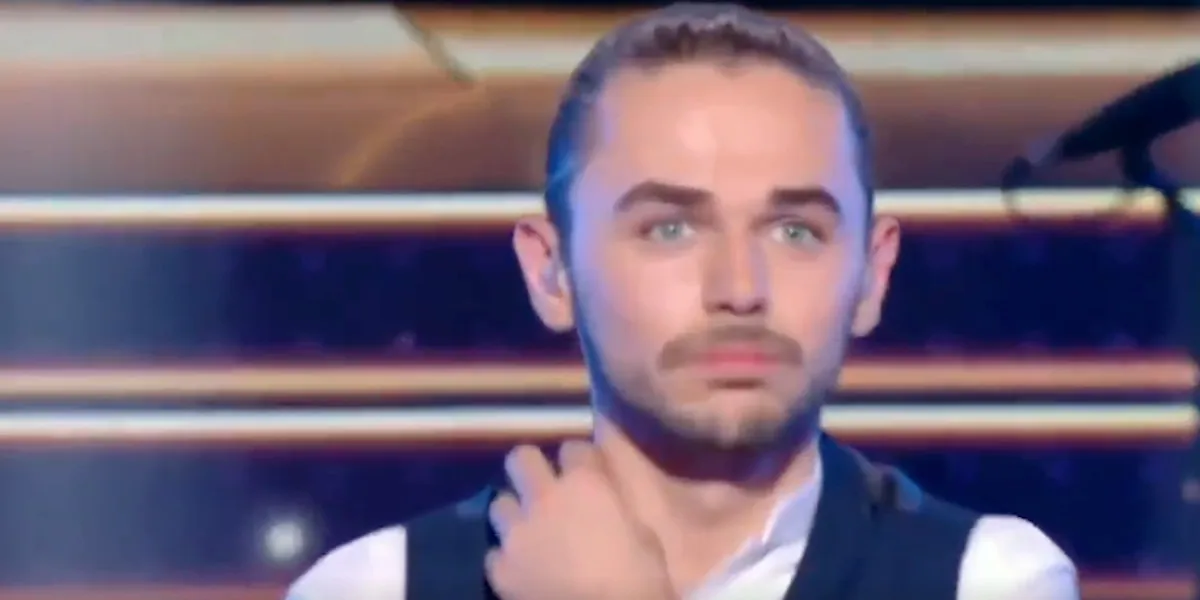 Julien (Star Academy 2022) en couple avec Paola - Anisha en embuscade, échange lunaire