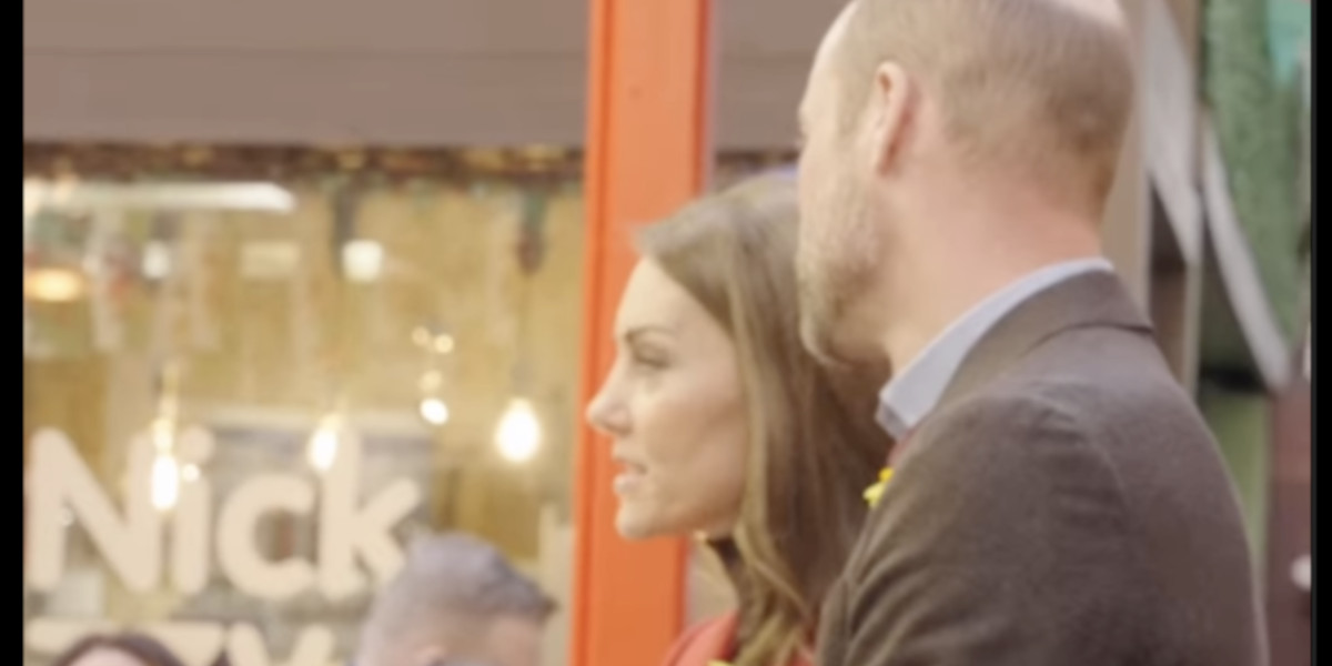 Kate Middleton séduit à Cardiff : son manteau Alexander McQueen fait oublier le retard