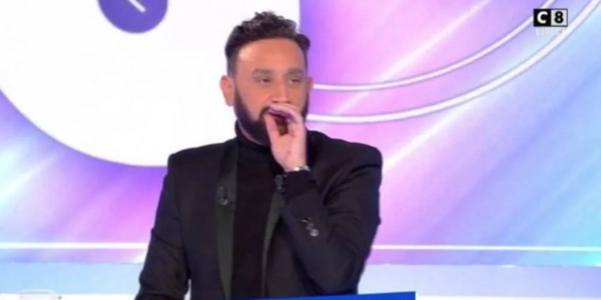Kelly Vedovelli - cadeau empoisonné de Cyril Hanouna, mise en garde d'Adeline Blondieau