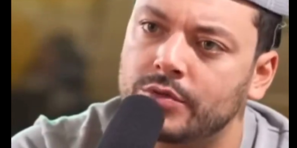 Kev Adams vexé par Squeezie 