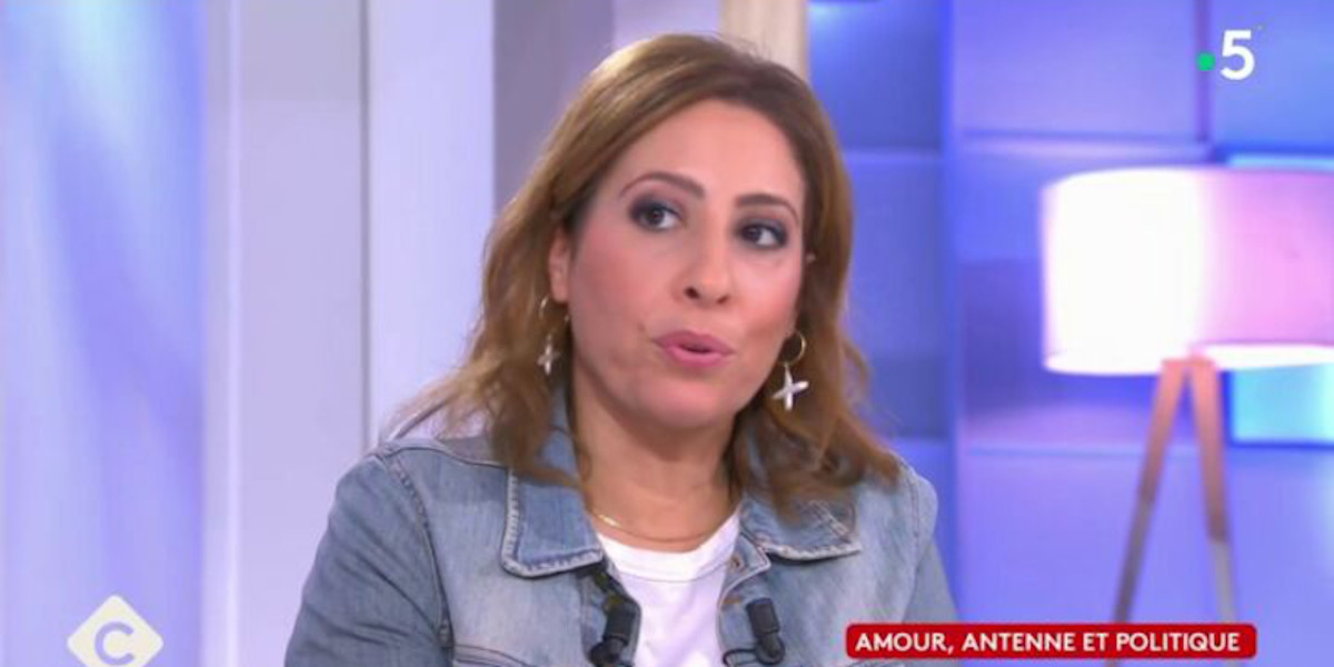 C à Vous : Léa Salamé se livre comme jamais sur son histoire d'amour avec Raphaël Glucksmann