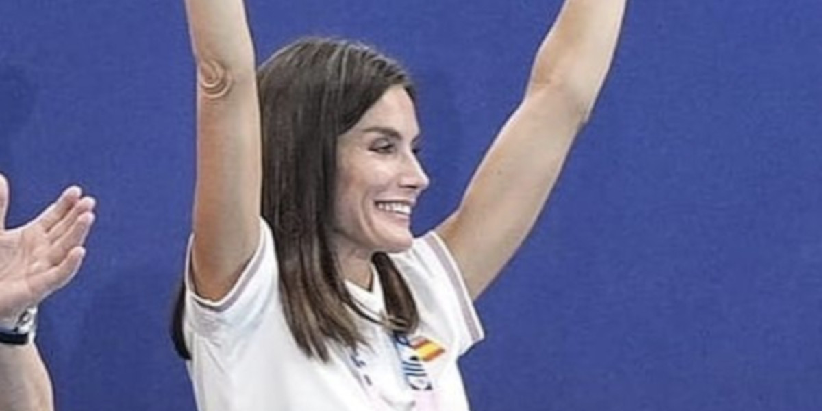 Letizia d'Espagne transporte une réserve de sang en voyage 