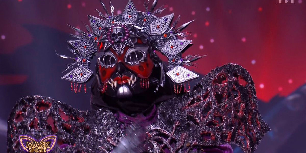 Mask Singer : La voix de Zaho reconnaissable derrière le costume de la Sorcière
