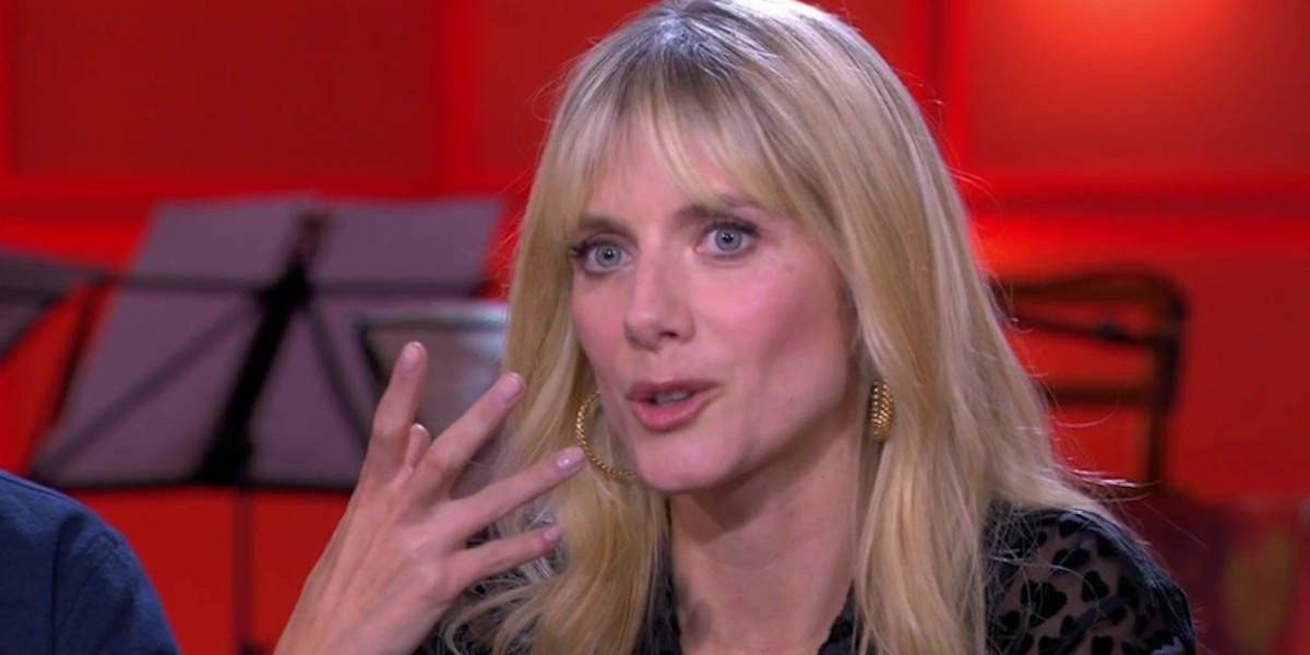 Mélanie Laurent en couple avec Lucas Bravo, le beau-gosse d'Emily in Paris