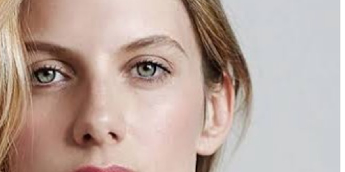 Mélanie Laurent et Lucas Bravo, idylle naissante en Bretagne, révélation sur leur refuge