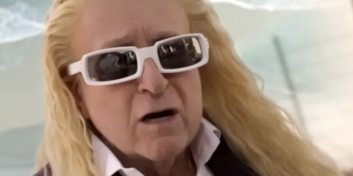 Michel Polnareff met au monde son fils dans sa baignoire 