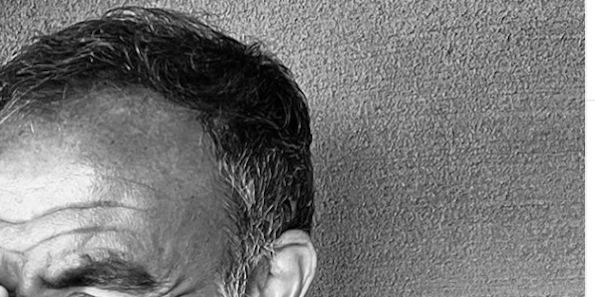 Nikos Aliagas hospitalisé, il souffre le martyre