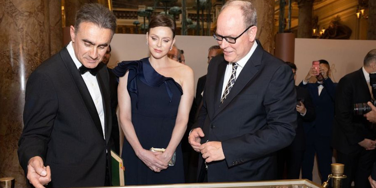 Pas de baby bump en vue : Charlène de Monaco dissipe les rumeurs de grossesse au Gala Maria Callas (photo)