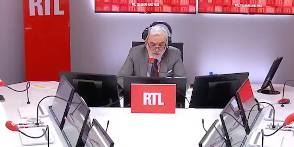 Pascal Praud au secours d'Eric Zemmour, visé par un conseiller d'Emmanuel Macron