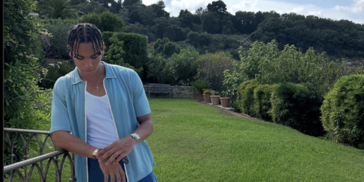 Pourquoi le compte Instagram d'Alexandre Grimaldi n'est pas certifié ?