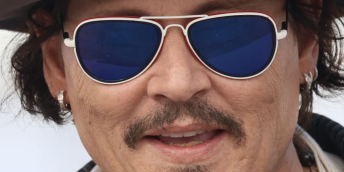 « Pourries jusqu'à l'os », pourquoi Johnny Depp a choisi de refaire ses dents ?