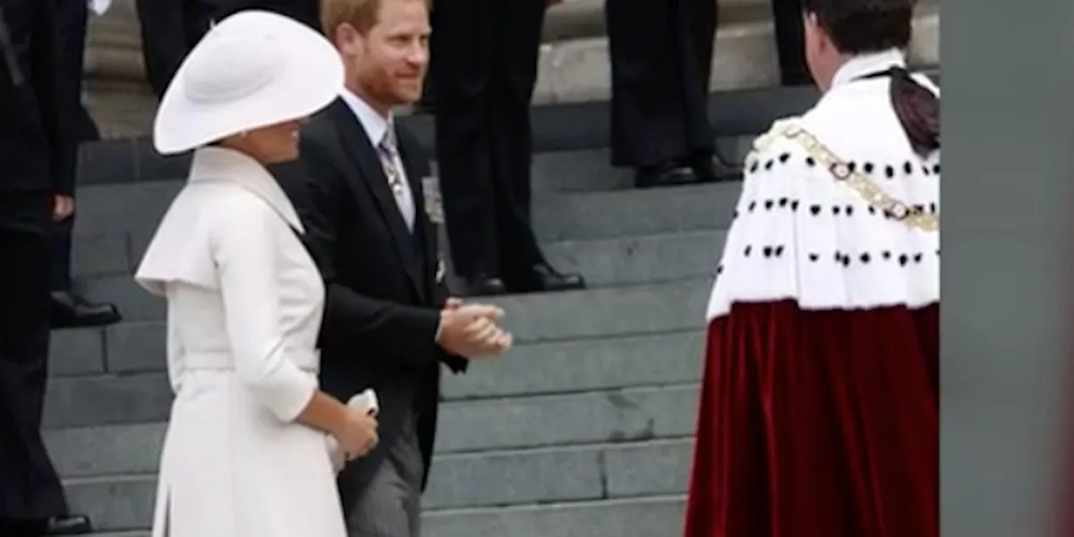 Prince Harry et Meghan Markle en déroute à L.A, les secrets inavoués derrière leur refus de venir à Londres.