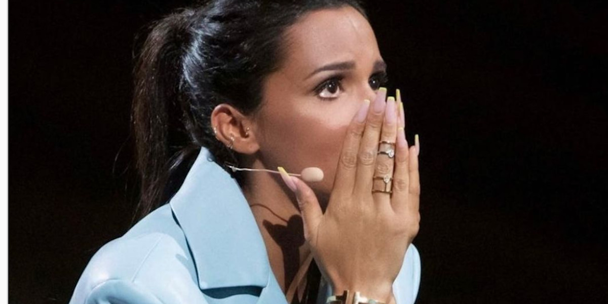 Shy'm enceinte de cinq mois, elle fond en larmes chez Nikos Aliagas (photo)