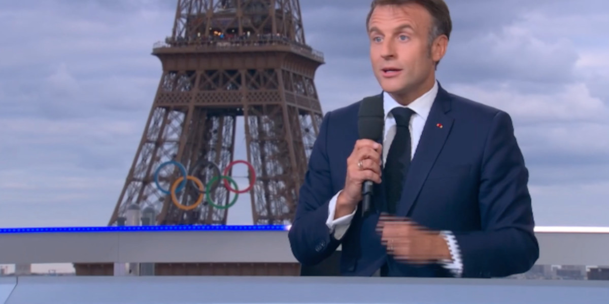 Thomas Sotto met Emmanuel Macron hors de lui sur France 2