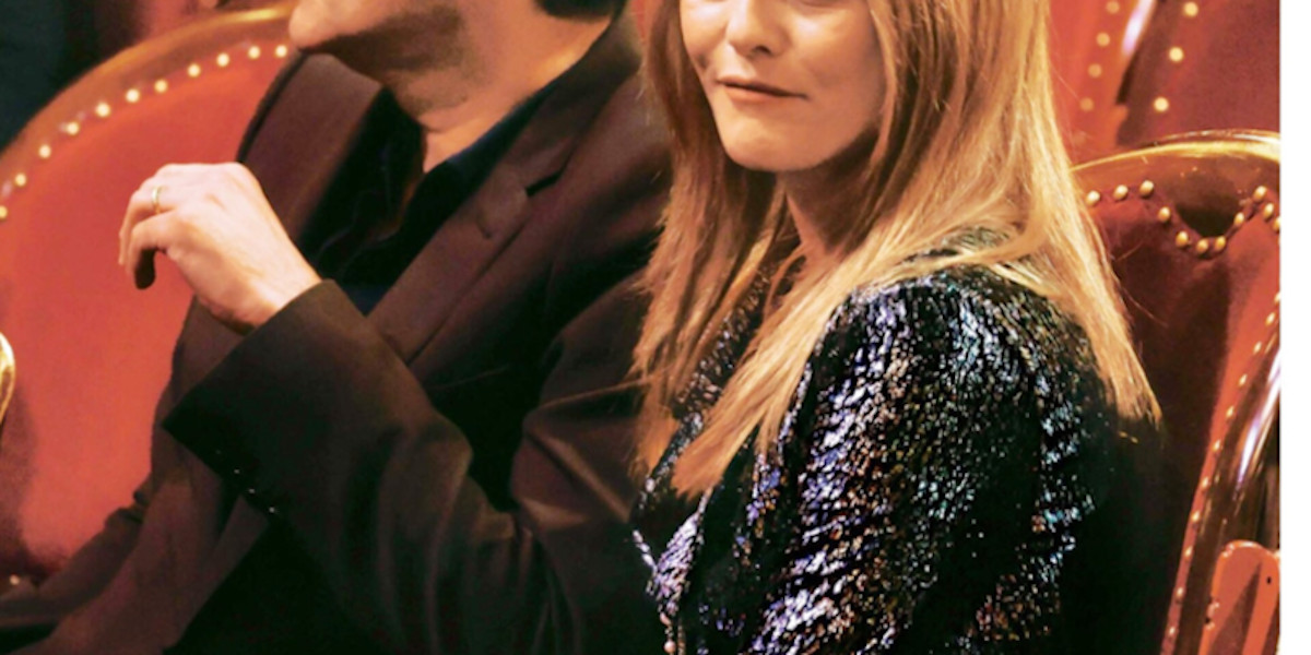 Vanessa Paradis et Samuel Benchetrit, vacances à Plan-de-la-Tour - geste classe de Johnny Depp