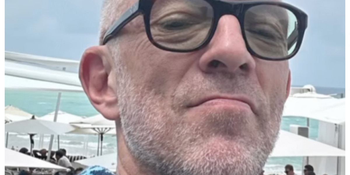Vincent Cassel dans le rétro, Tina Kunakey s'affiche avec un autre homme 