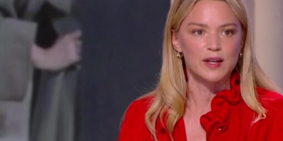 Virginie Efira face à l'alcool : « J'étais robuste, très peu de gueules de bois »