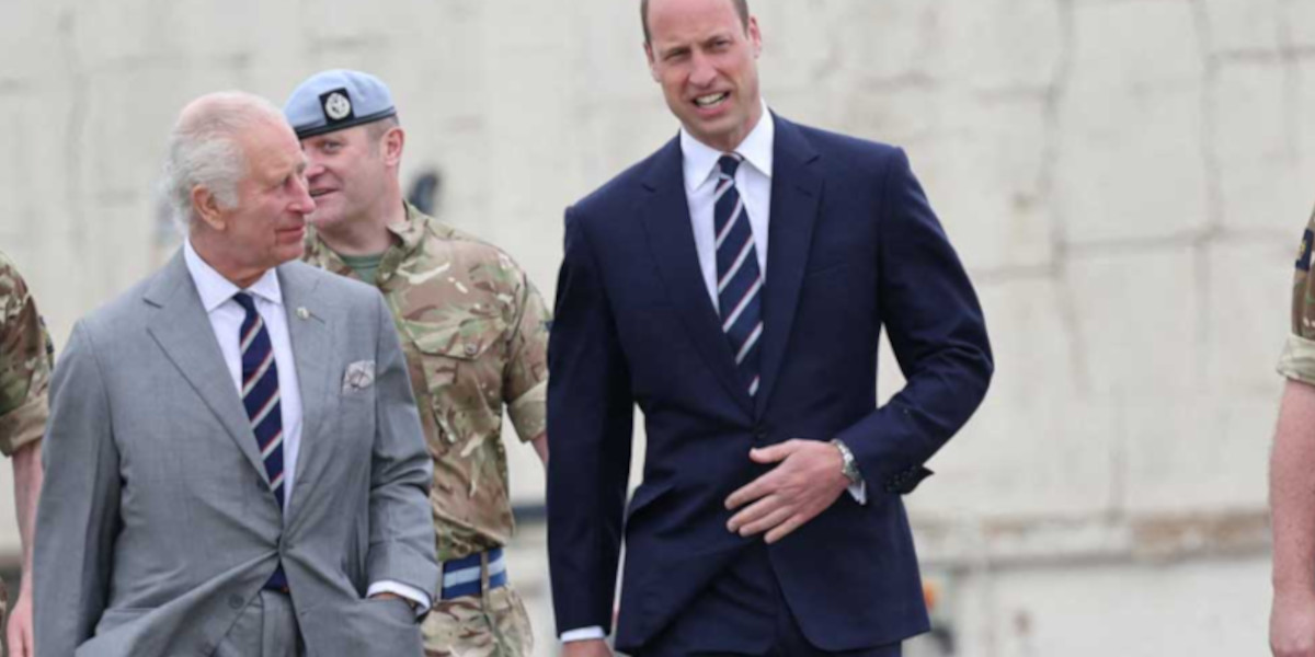 Prince William : Son père, Charles III, lui interdit l'hélicoptère !