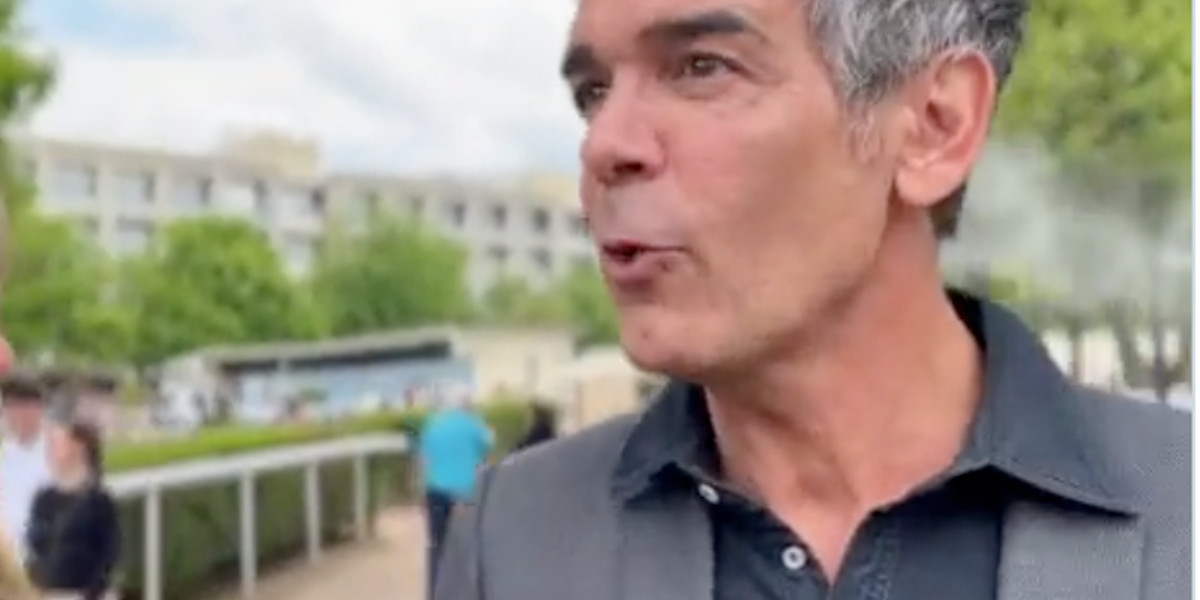 Xavier de Moulins en pleine tourmente : Un incident technique chamboule le JT de M6