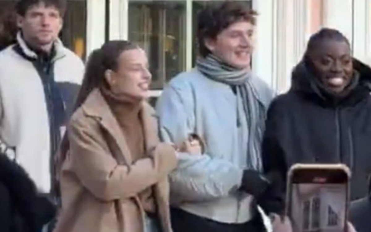 Star Academy : Anouk et Théo complices à Disneyland, la Toile s'enflamme pour la Saint-Sylvestre 