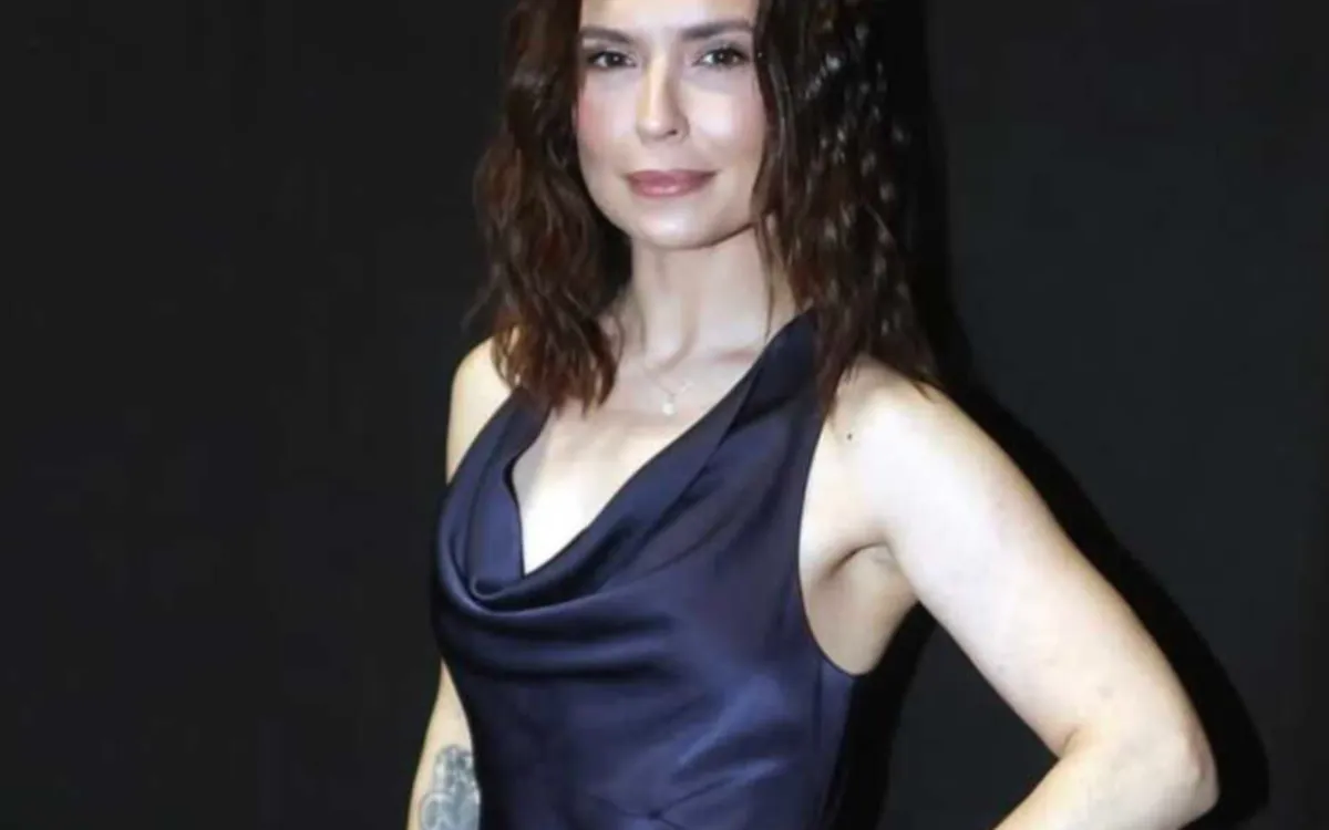 22 ans jour pour jour après son entrée au château, Lucie Bernardoni tourne la page de la Star Academy