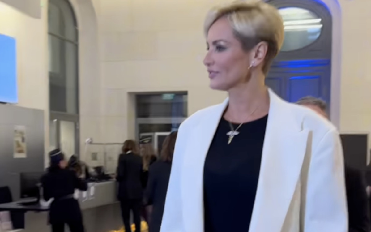 Adriana Karembeu comparée à Charlène de Monaco après son relooking choc