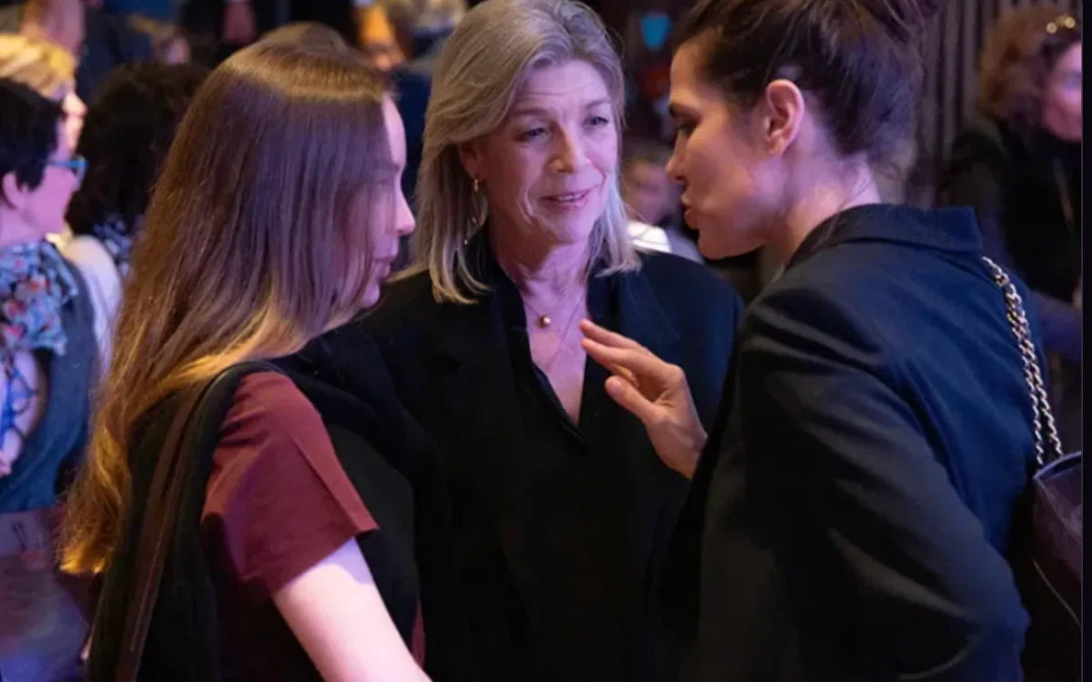 Alexandra de Hanovre fiancée après dix ans : le contraste avec Charlotte Casiraghi
