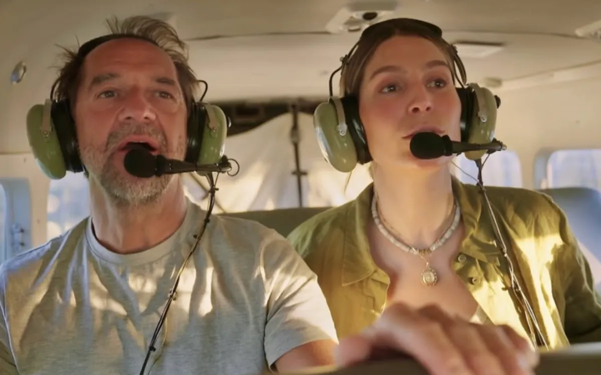 En Amazonie, Stéphane De Groodt vit un incident émotionnel face à Laury Thilleman
