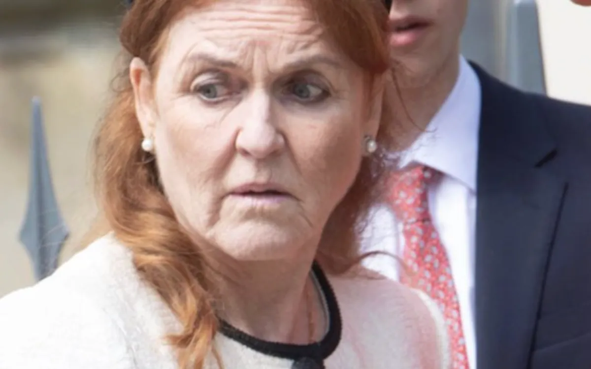 Après son expulsion du Royal Lodge, Sarah Ferguson trouve refuge chez ex-compagnon