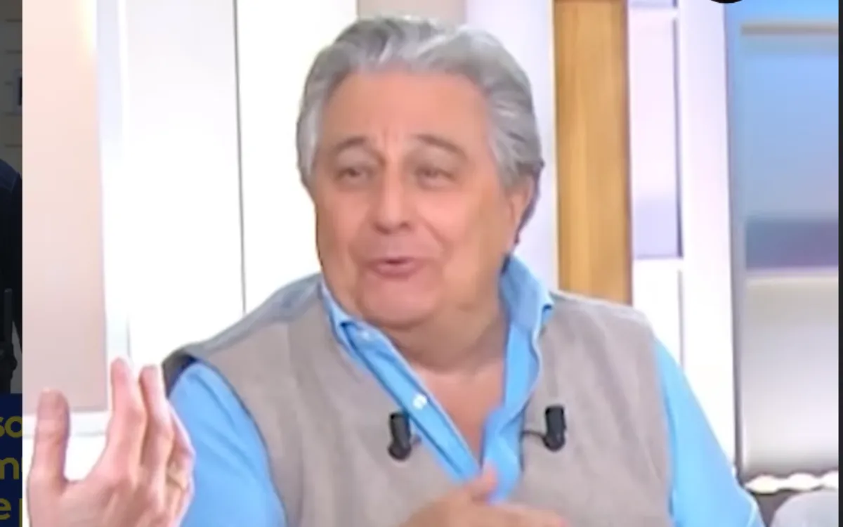 « C à vous » : Christian Clavier et Anne-Élisabeth Lemoine s'écharpent en direct