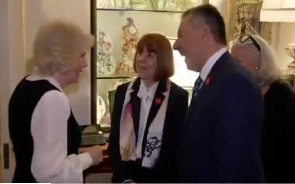 Camilla et Gisèle Pelicot : L'étonnant détail qui enflamme le web