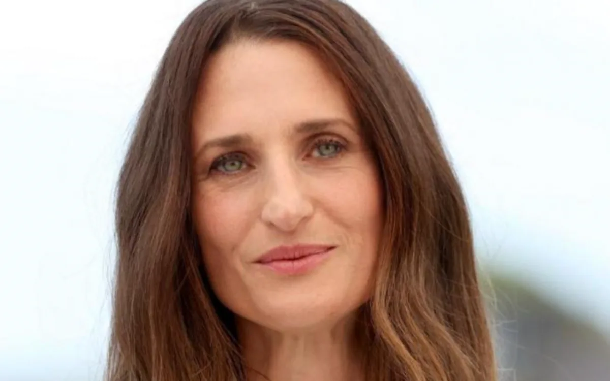 Camille Cottin invitée de Quelle Epoque : pourquoi refuse-t-elle catégoriquement d'épouser Benjamin ?