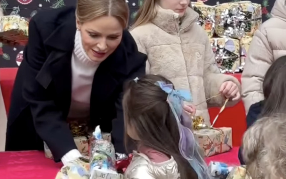 Noël au Palais de Monaco : Charlène et Albert célèbrent la magie des fêtes entourés de leurs enfants