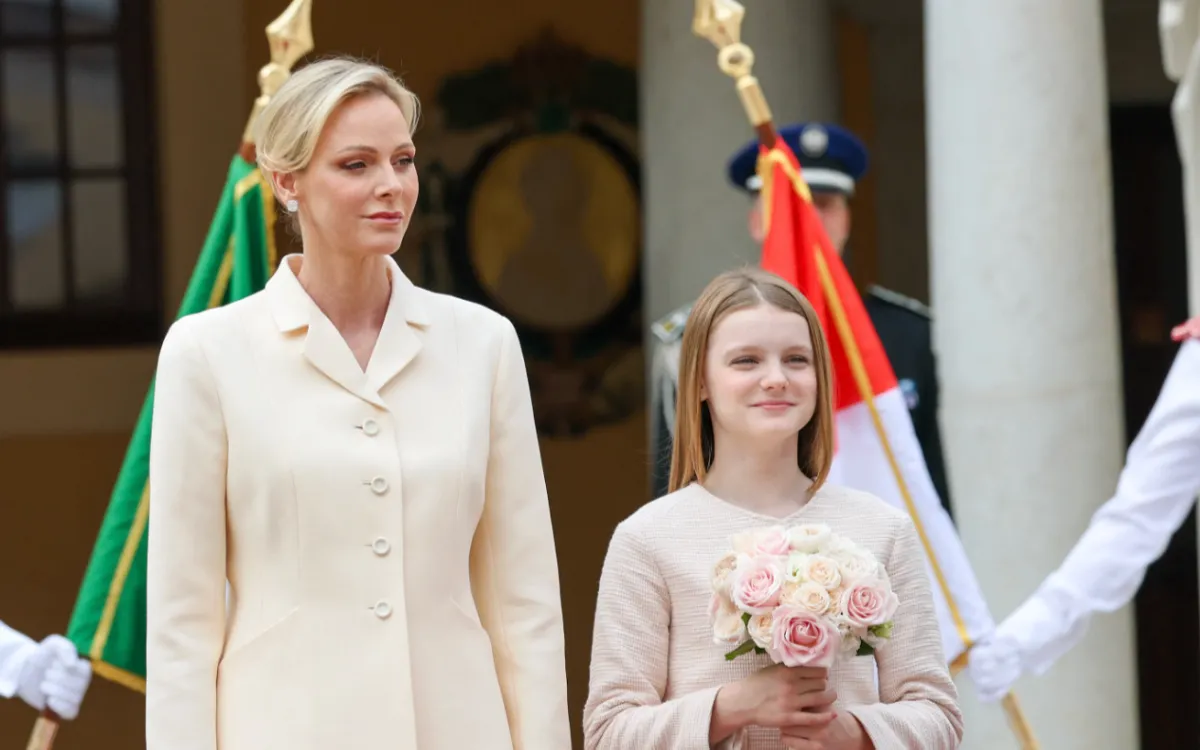 Charlène et Gabriella de Monaco attirent les regards : mais Jacques et sa sœur franchissent surtout un cap