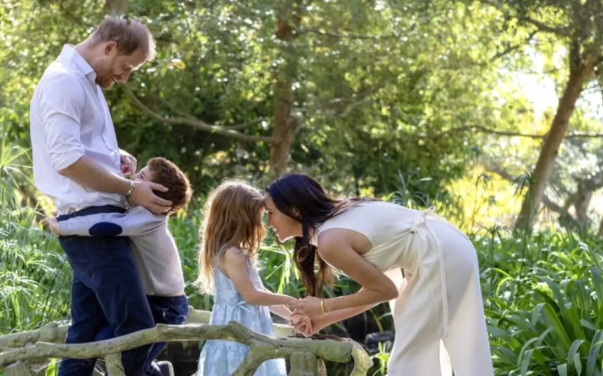 Charles III « profondément choqué » : la photo de Meghan Markle près de la tombe de Diana fait réagir Buckingham