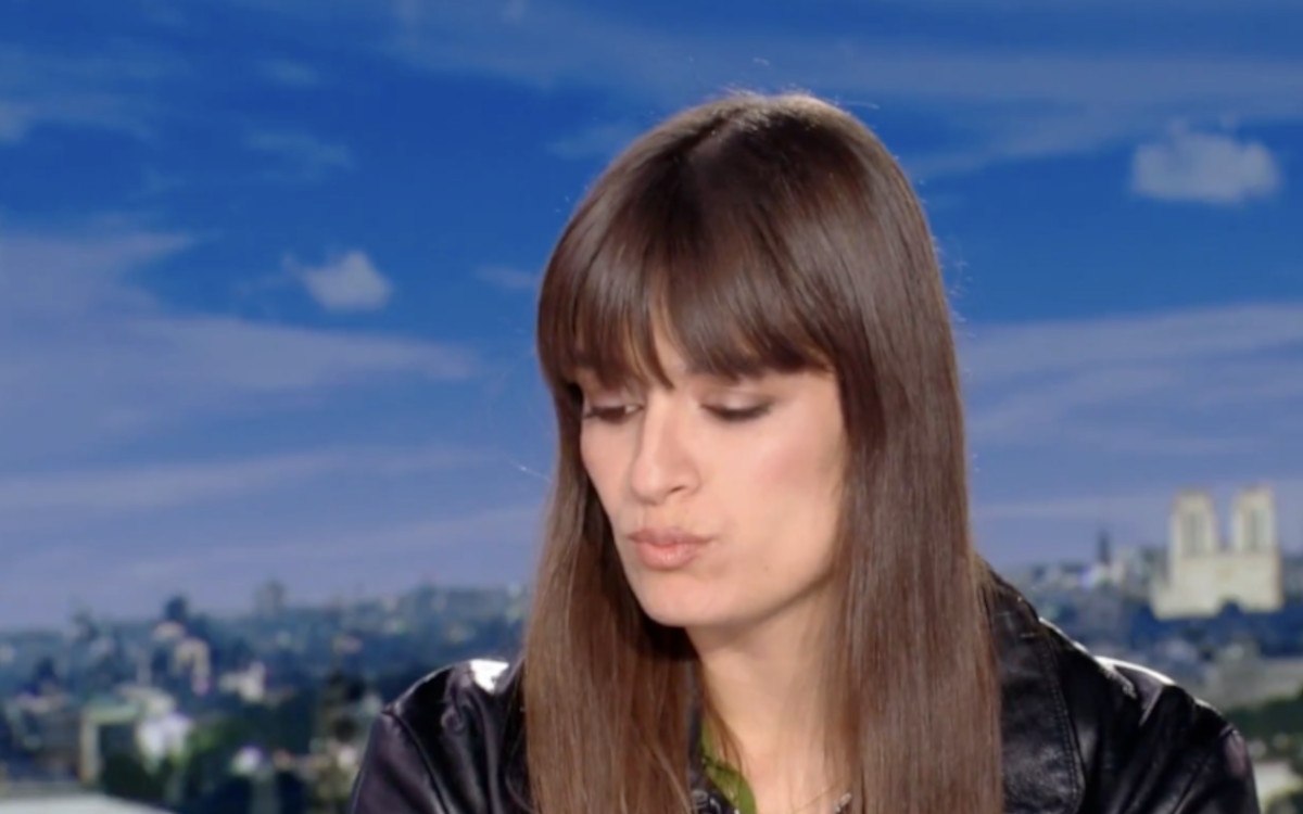 Clara Luciani invitée de Léa Salamé, face au « divorce » et aux doutes : Alex Kapranos l'aurait quittée pour une autre !