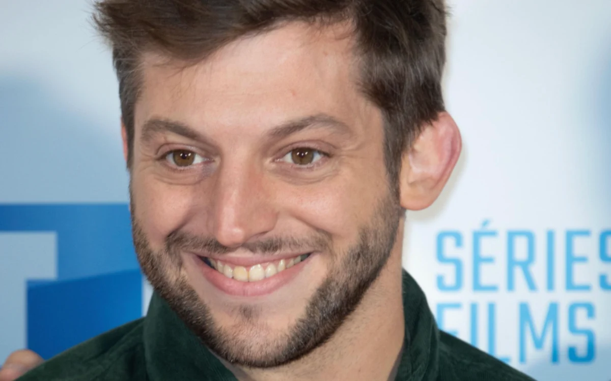 Écarté de franceinfo, Paul Larrouturou se relance en indépendant : déjà 213 000 vues
