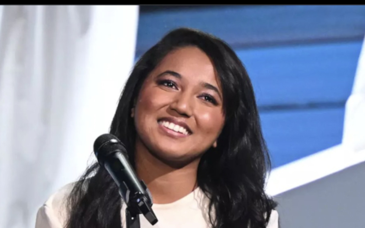 Explosion des ventes pour Anisha Jo ! Son retour à la Star Academy propulse son album « Lumière » au sommet !