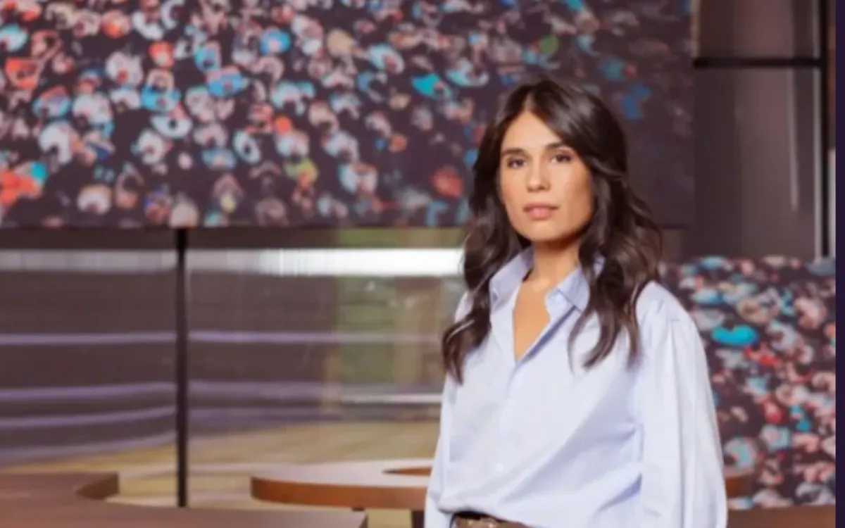 Fausse maladie, vrai renvoi ? Comment France Télévisions a effacé Émilie Tran Nguyen de l'antenne après sa garde à vue 