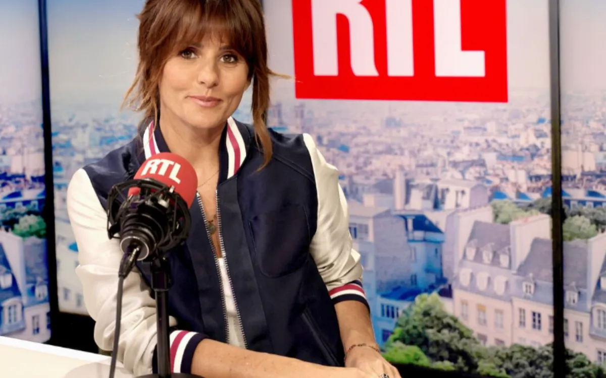 Faustine Bollaert : « Alléger mon planning » sa décision qui surprend sur RTL