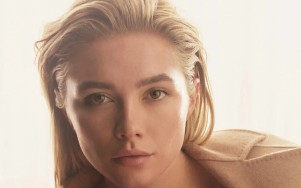 Florence Pugh, visage du premier parfum Max Mara x Shiseido : le jackpot financier des licences beauté 