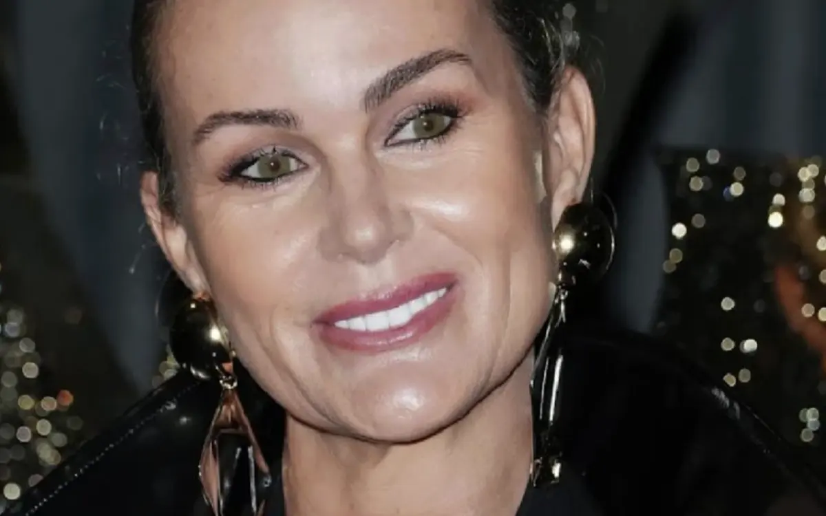 « FONCEZ ! » : Laeticia Hallyday conquise par cette nouvelle série sur Netflix