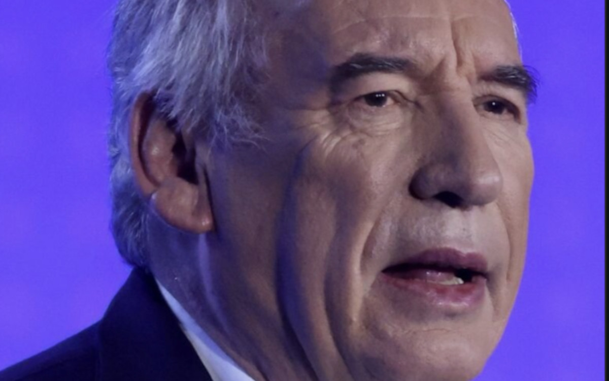 François Bayrou hospitalisé pour une « grippe très sévère »