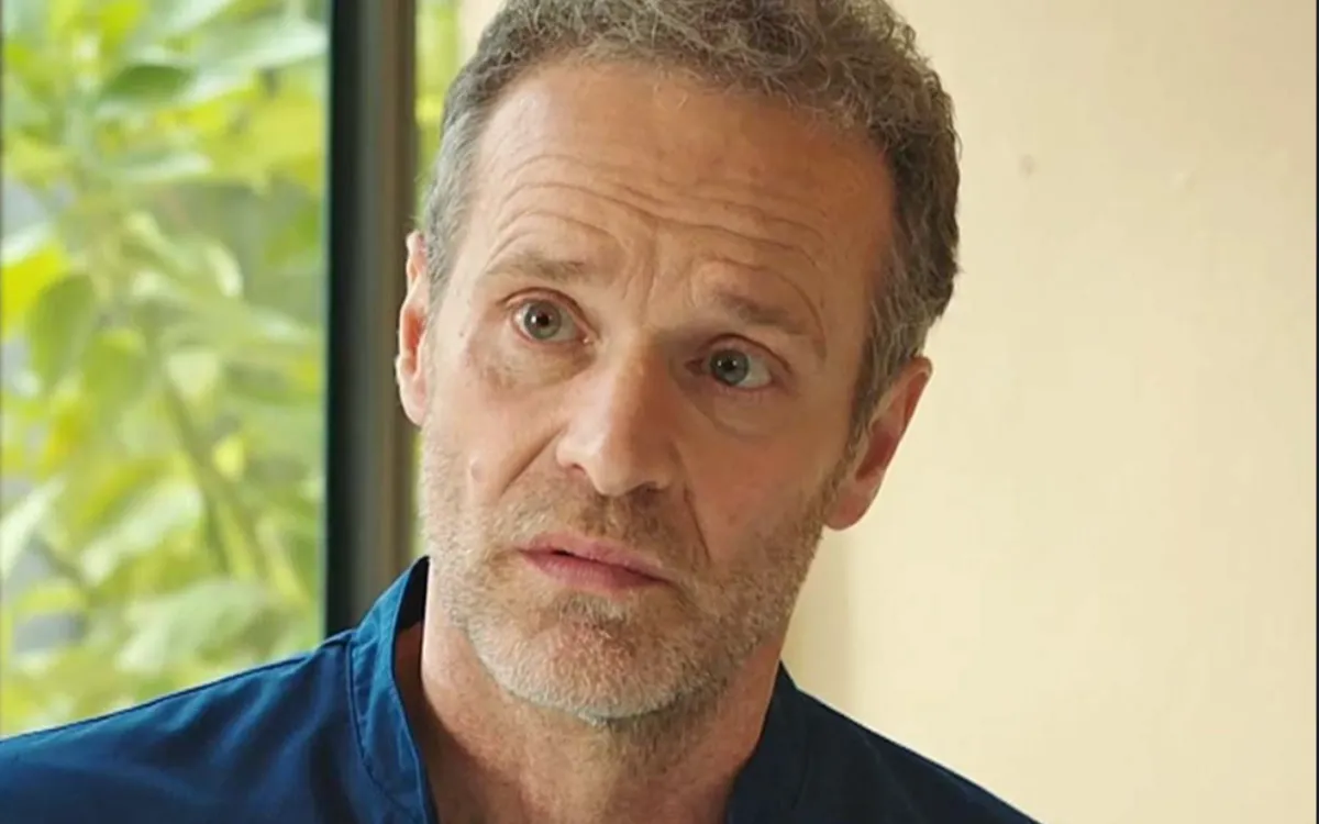 Guillaume Cramoisan révèle pourquoi il a quitté Les Invisibles : son film avec Chris Briant vise un budget de 2,5 millions d'euros