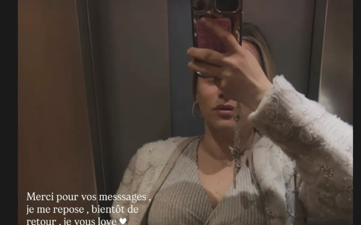 Kelly Vedovelli enceinte : les indices sur son accouchement imminent à Paris