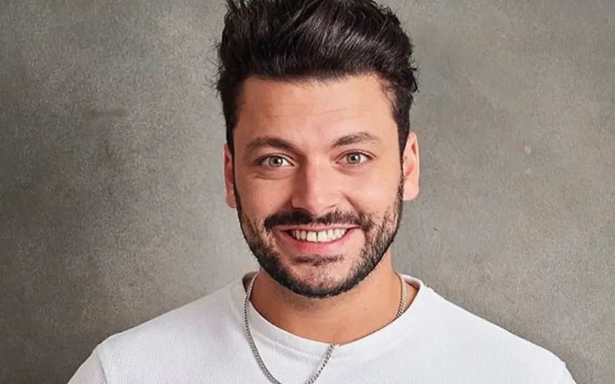 Kev Adams perd près de 800 000 téléspectateurs : TF1 reste pourtant leader sur la cible publicitaire