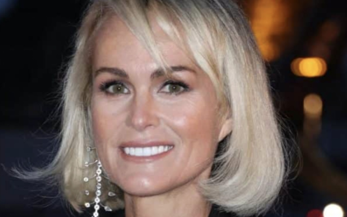 Laeticia Hallyday : un Nouvel An romantique à Phuket, entre sable fin et dîner aux chandelles avec Serge 