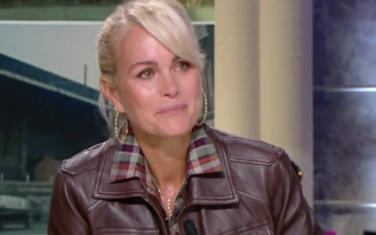 Laeticia Hallyday présente déjà Serge Varsano, à ses amis ! Il lui offre une surprise hollywoodienne !