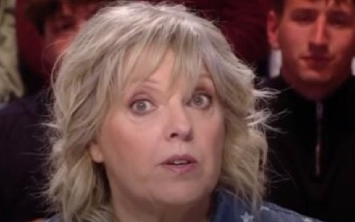  Laurence Boccolini atteinte d'une tumeur : « Je n'ai plus de famille », elle a dû « descendre au bloc seule » !
